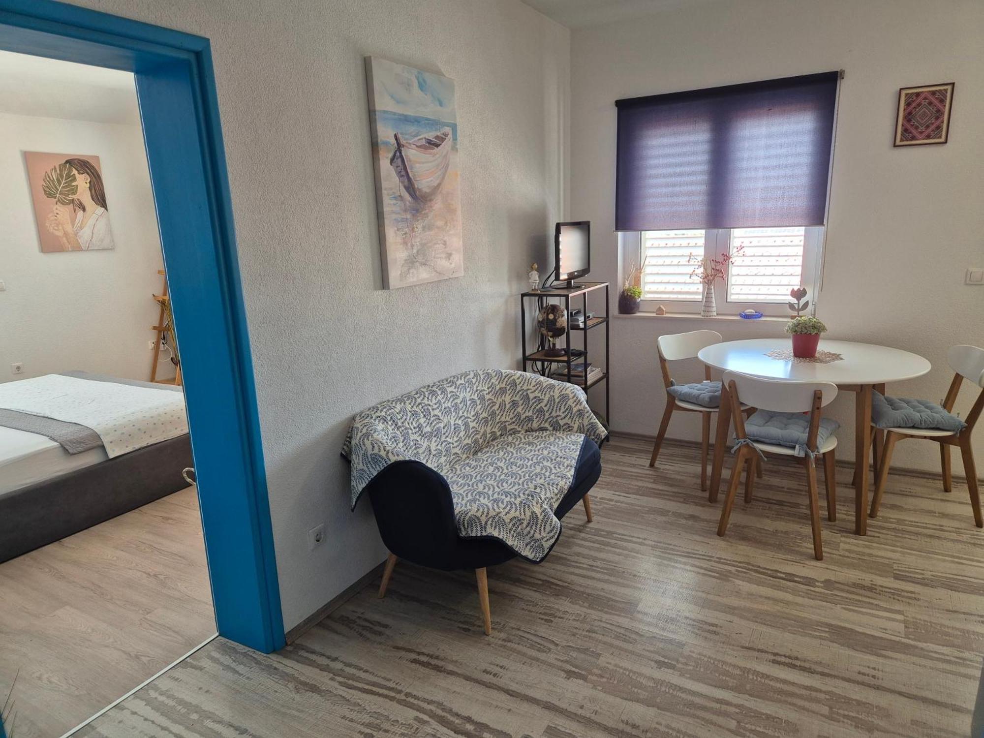 Apartments Joy 챠브타트 외부 사진
